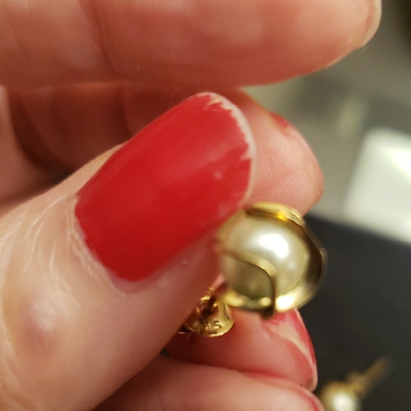 Elegant Gold and Cream Pearl Stud Earrings